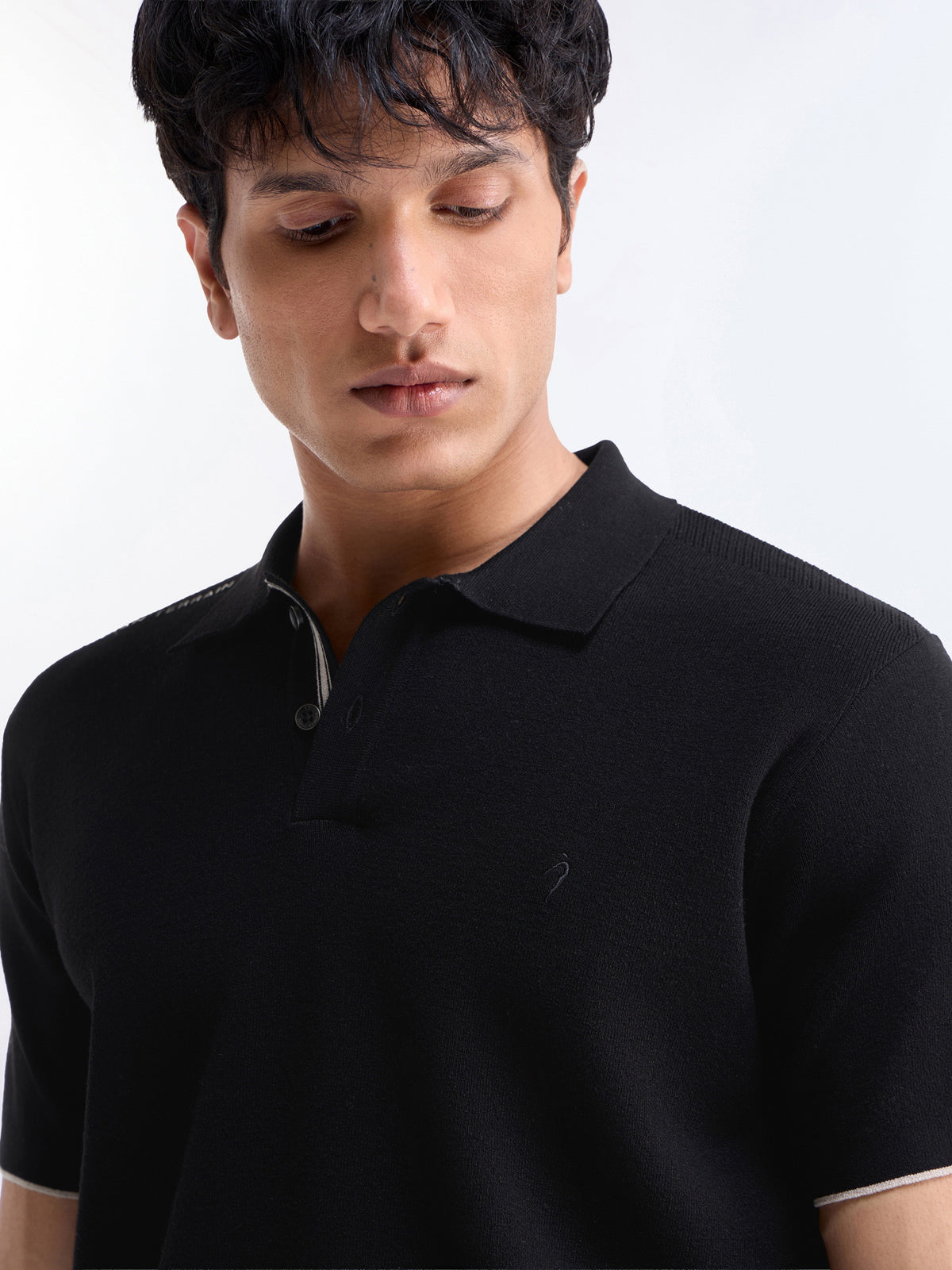 Solid Half Sleeve Regular Fit T-Shirt - Black t4option_0