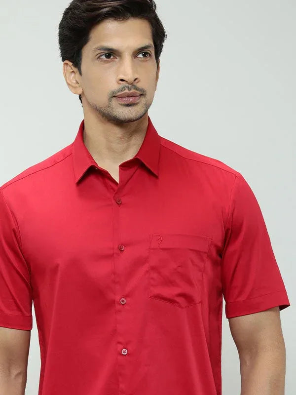 Men's Solid Half Sleeves Cotton Blend Shirt