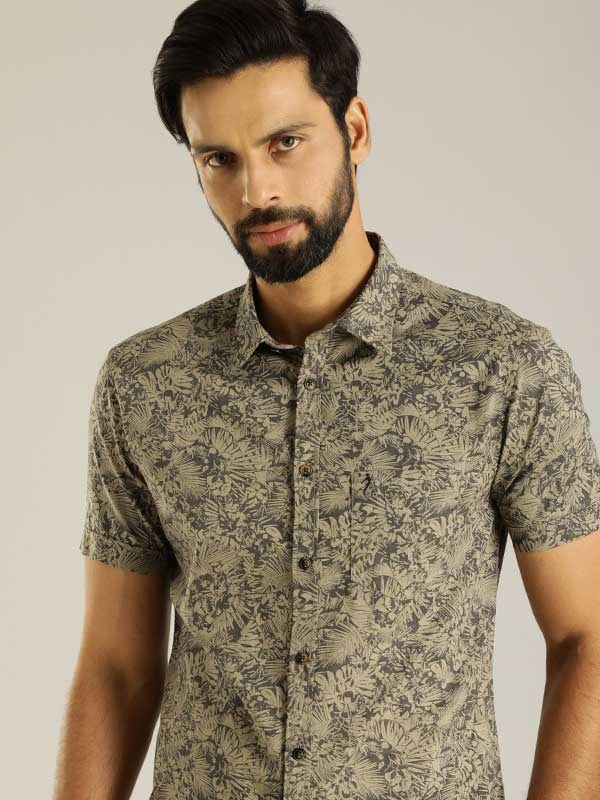 Buy Men Printed Half Sleeve Cotton Shirt Online | Indian Terrain