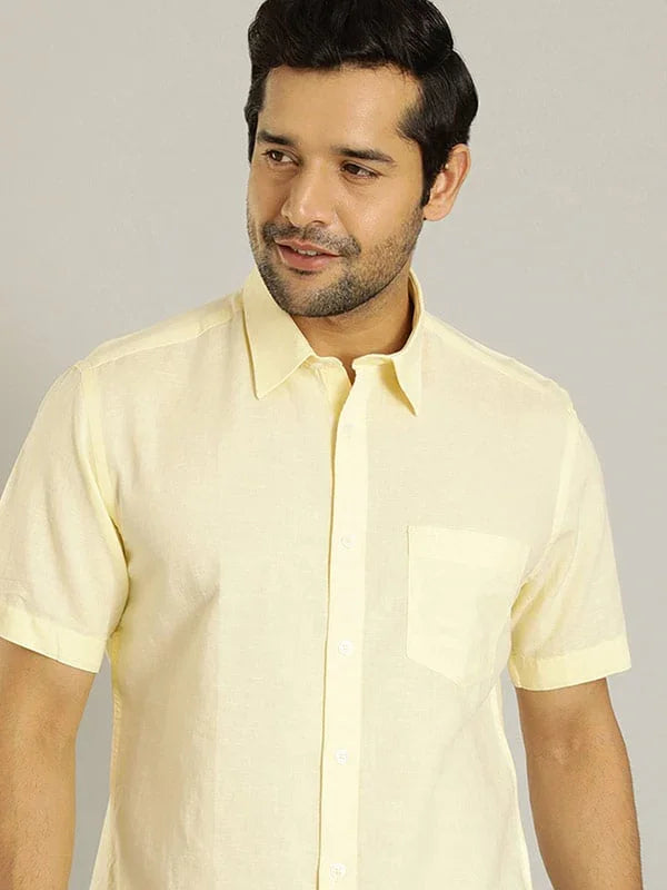 Men's Solid Half Sleeves Cotton Blend Shirt