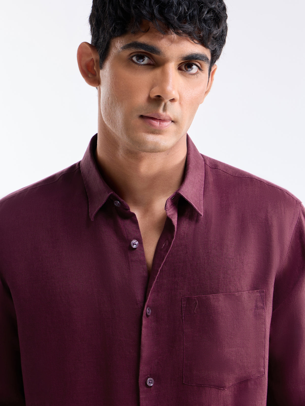 Solid Regular Fit Shirt - Burgundy t4option_3