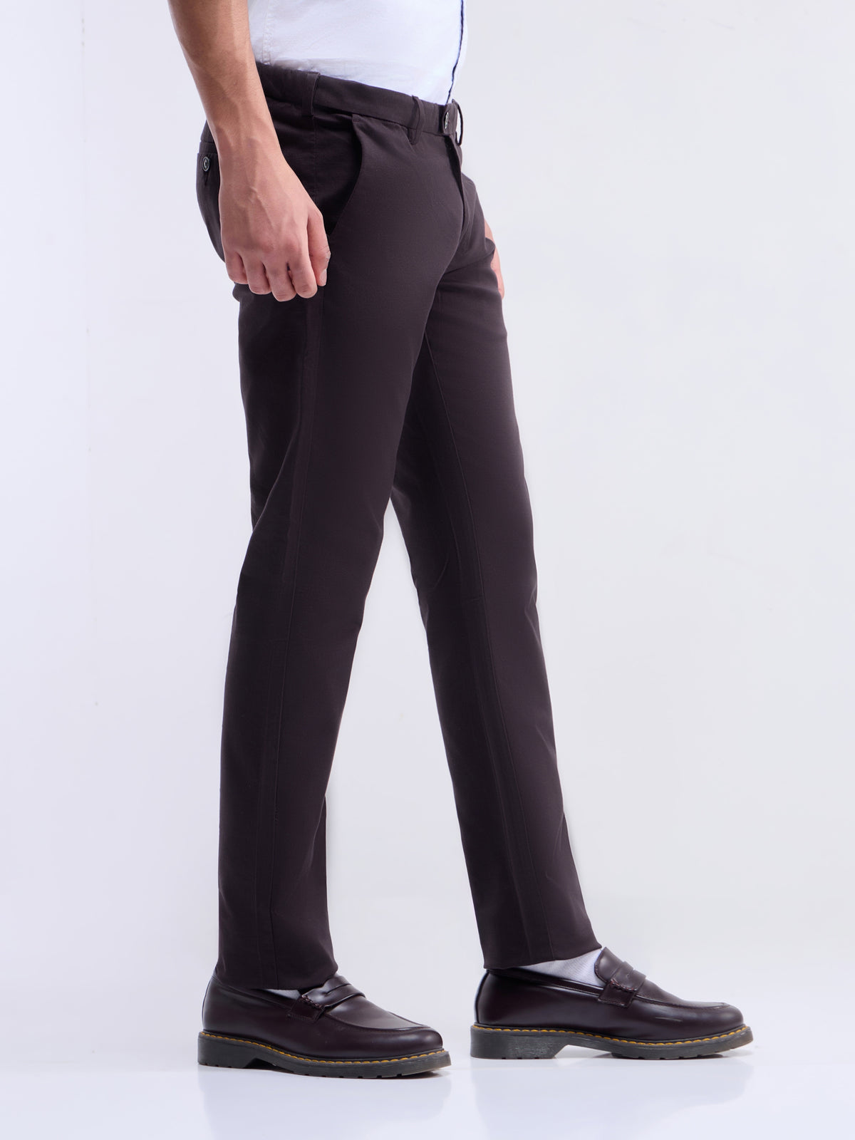 Solid Slim Fit Trousers - Burgundy t4option_0