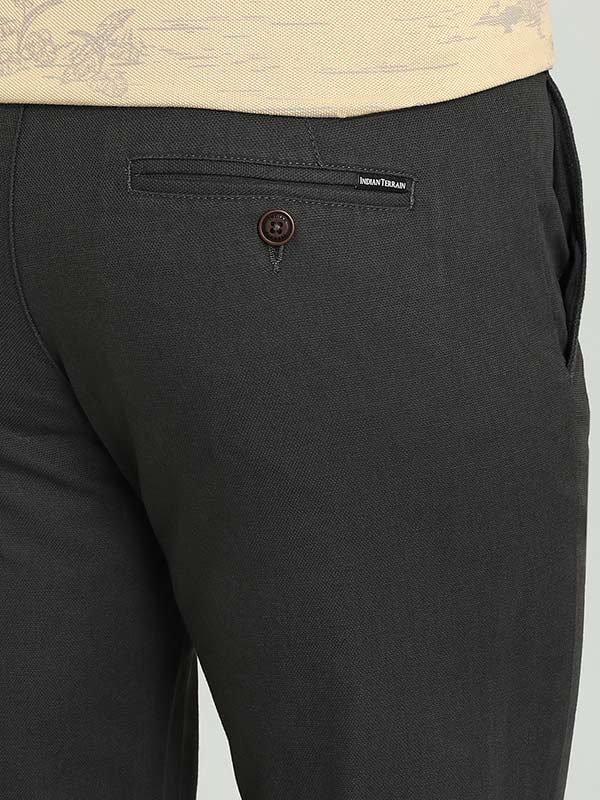 Buy Indian Terrain Men Khaki Brooklyn Slim Fit Solid Chinos - Trousers for  Men 2528031 | Myntra