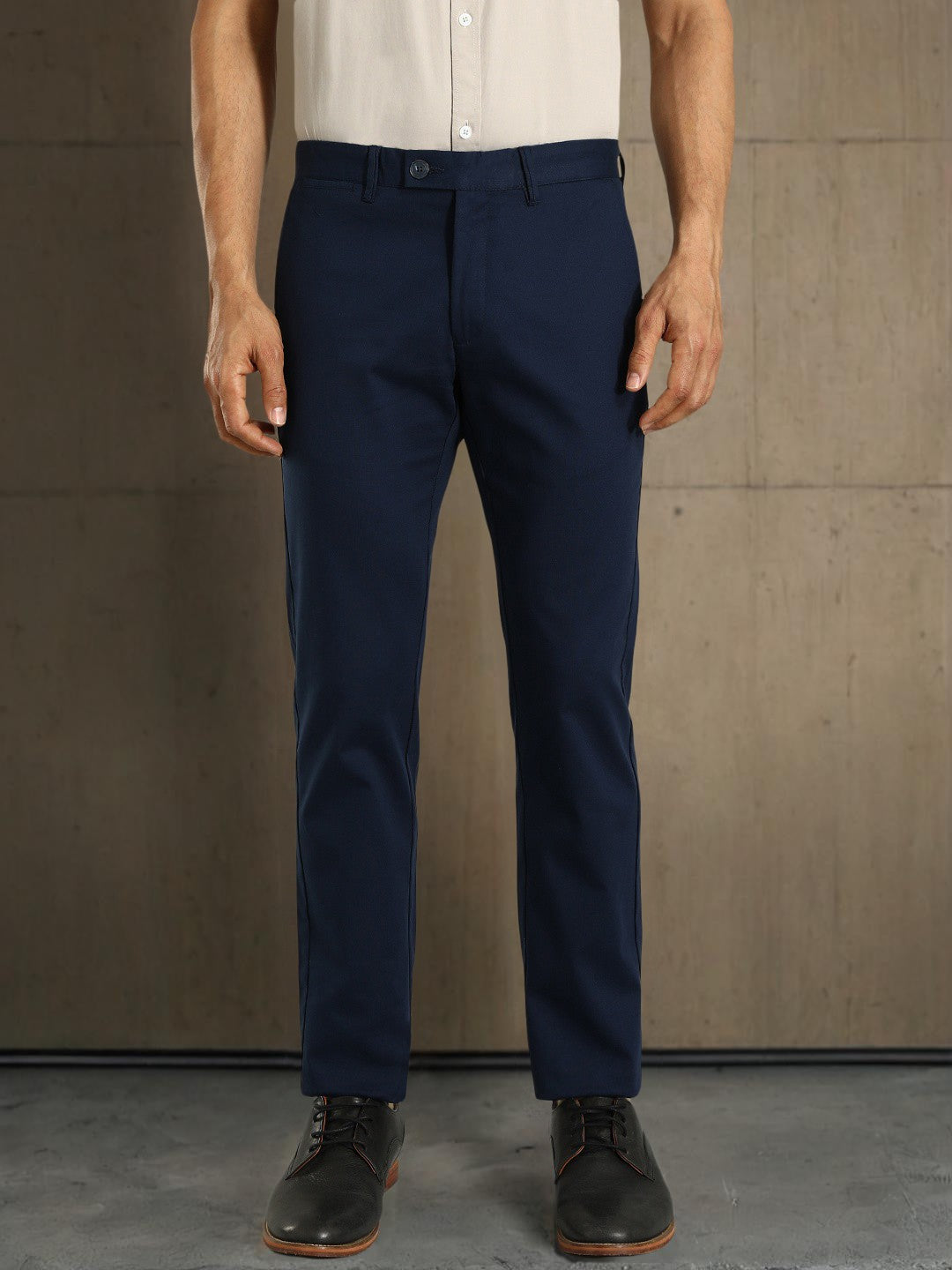 Buy Men Brooklyn Fit Cotton Stretch Trouser Online | Indian Terrain