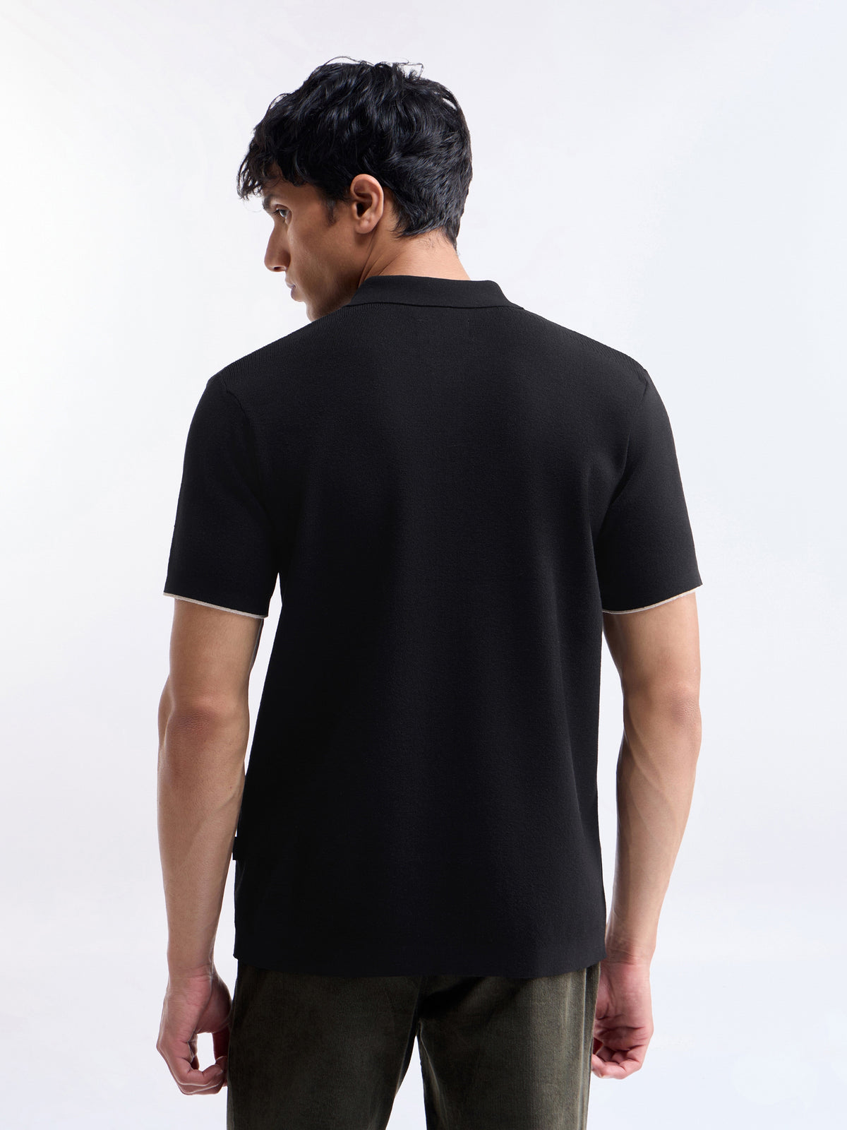 Solid Half Sleeve Regular Fit T-Shirt - Black t4option_0